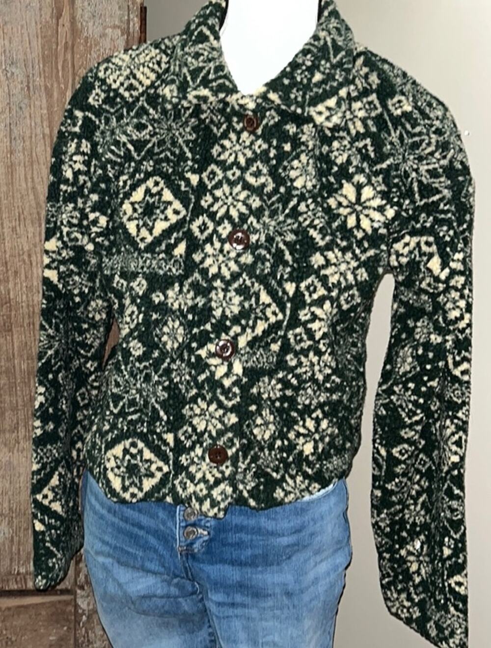 Vintage 90's Fleece Green Snowflake Arctic Sweater Jacket-Medium